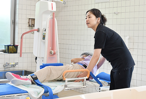 採用情報